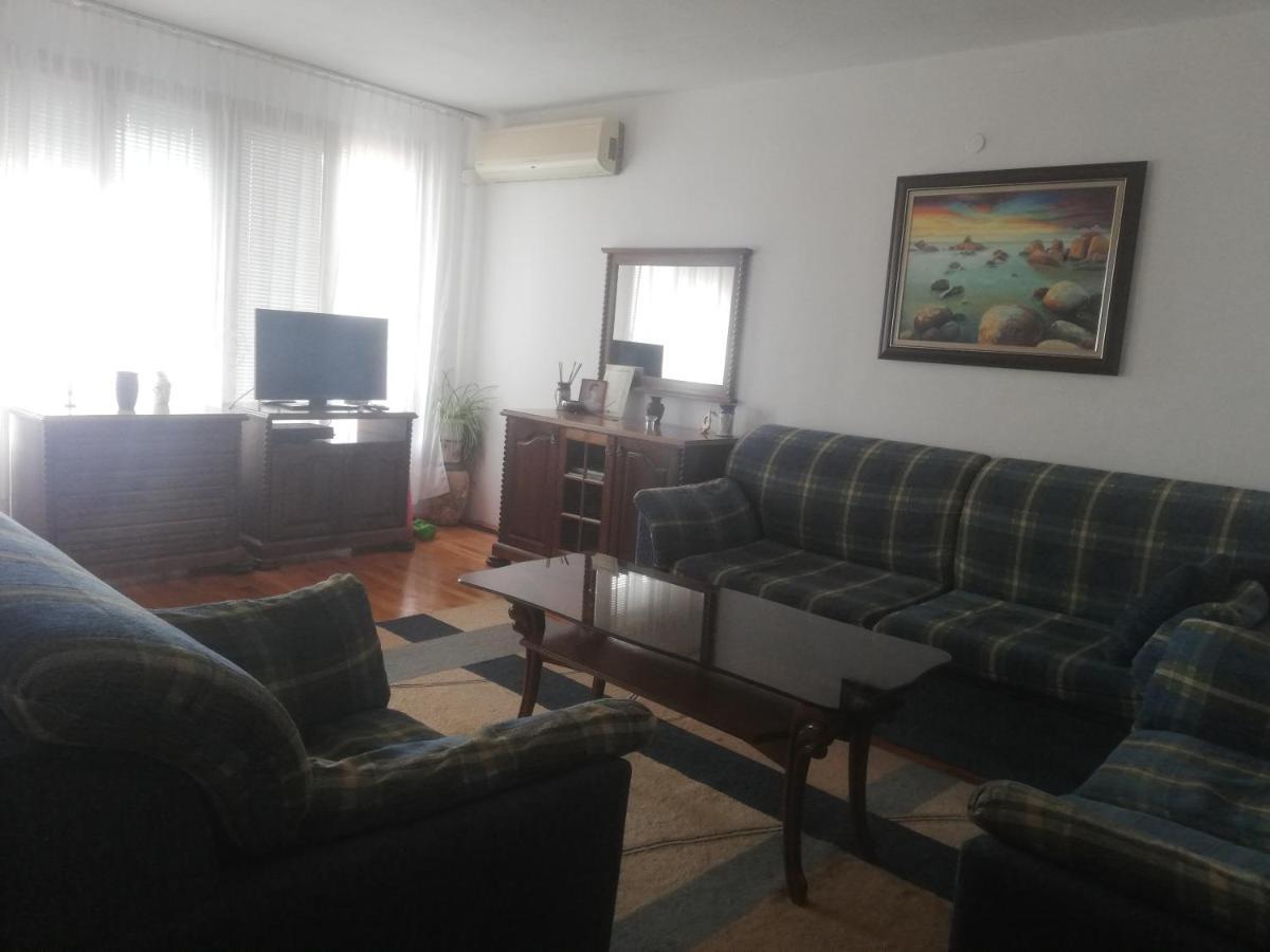 Apartments Anita Pomorie Esterno foto